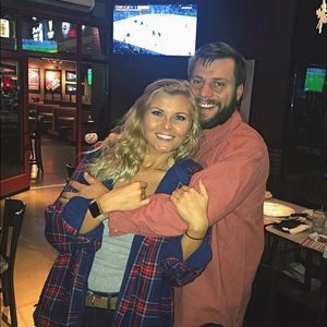 Meet your Posher, Hallie